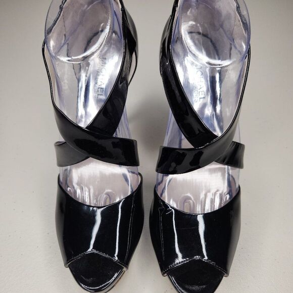 GORGEOUS MICHAEL KORS PATENT LEATHER Strappy HEELS Size 9.5 - Picture 4 of 9